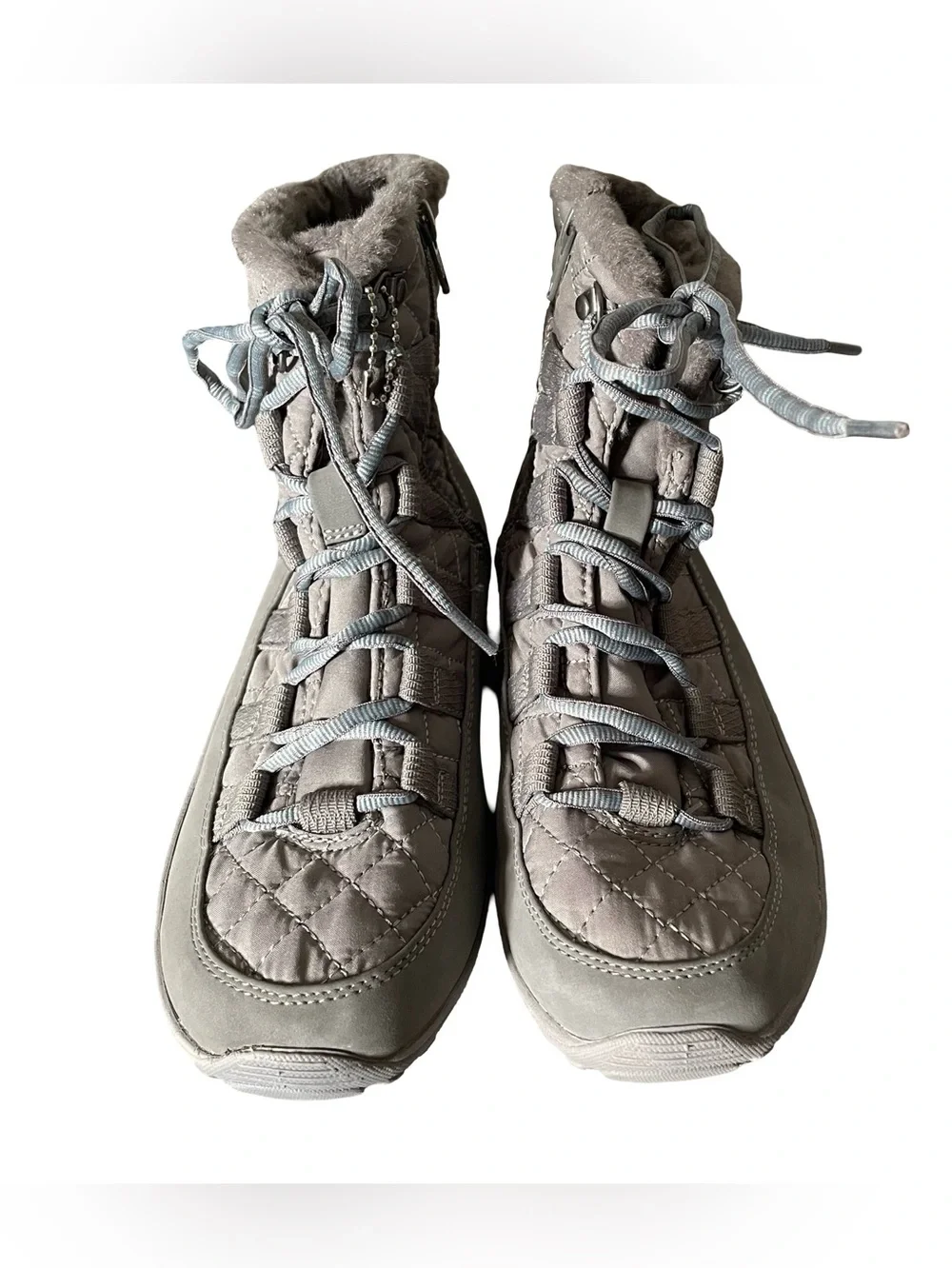 Skechers Quilted Lace-Up Winter Boots in Gray Size 7
